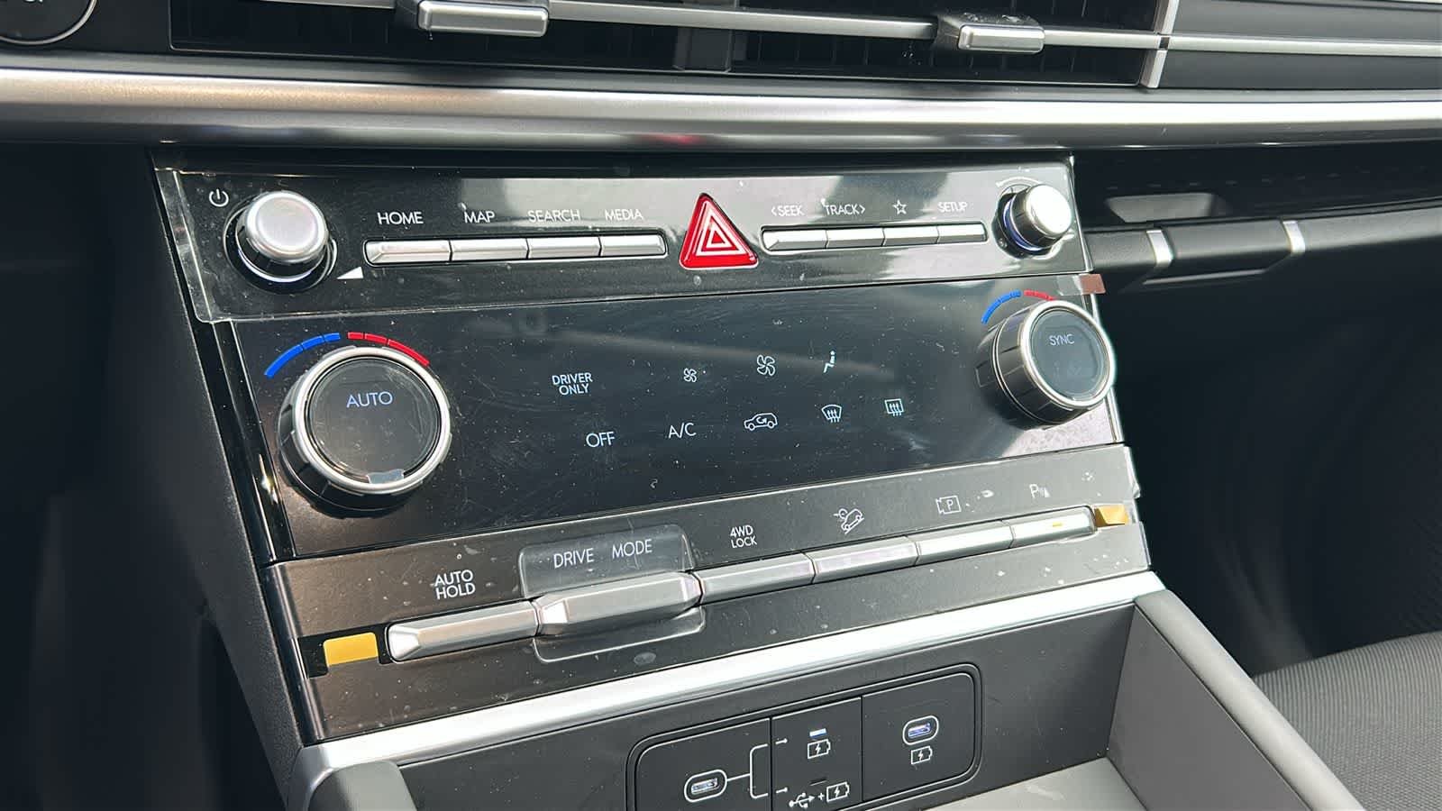 Thumbnail: 2026 Hyundai Santa Fe - 14