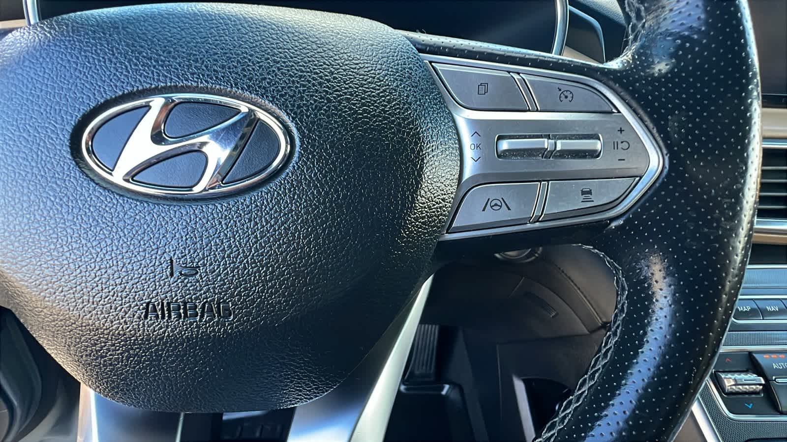 Thumbnail: 2023 Hyundai Santa Fe - 20