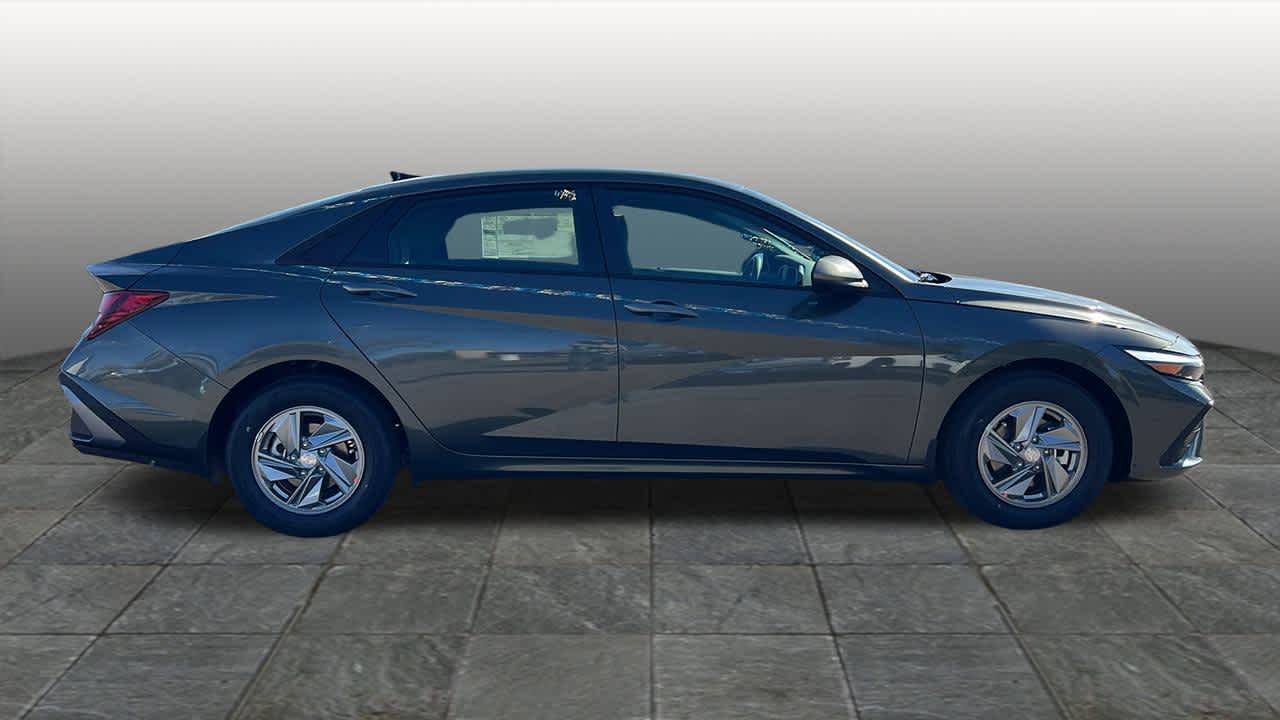 Thumbnail: 2026 Hyundai Elantra - 4