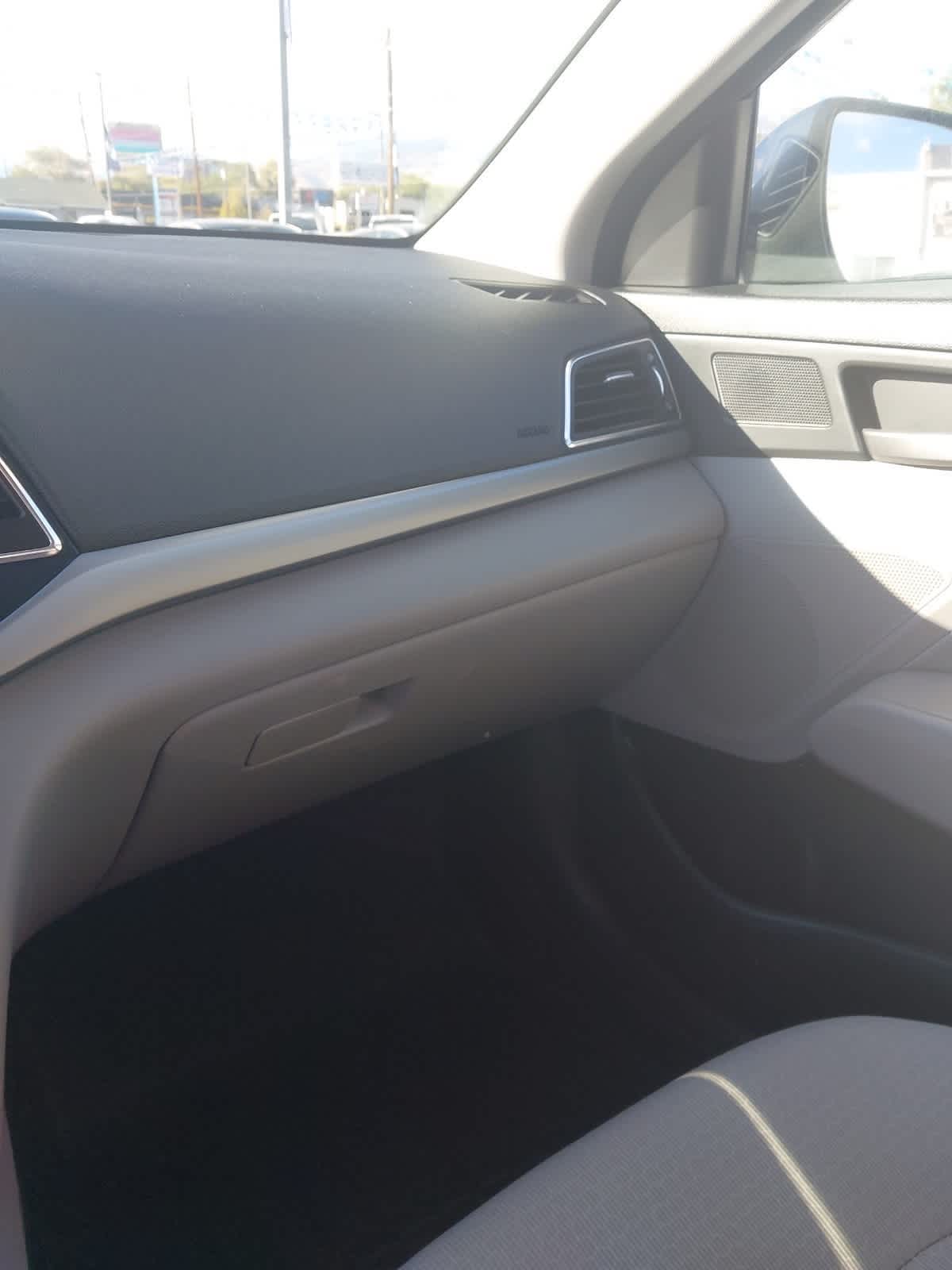 Thumbnail: 2018 Hyundai Elantra - 3