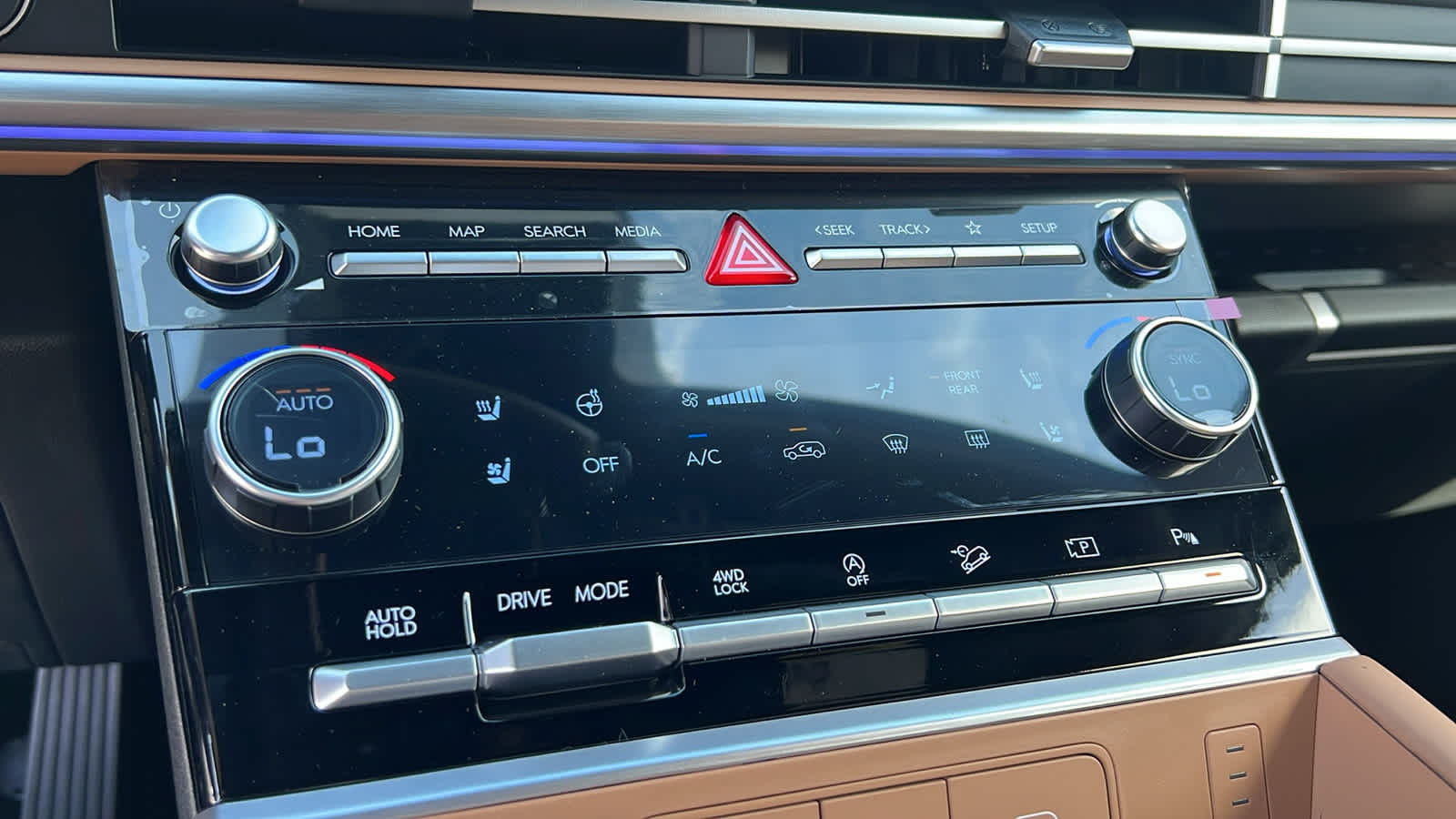 Thumbnail: 2026 Hyundai Santa Fe - 14