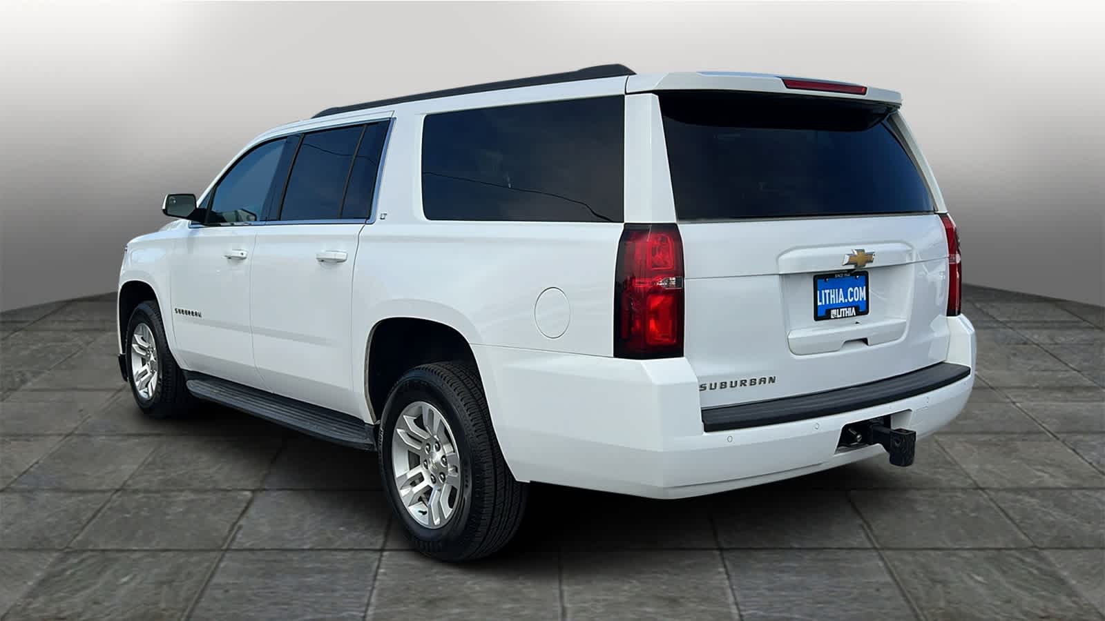 Thumbnail: 2019 Chevrolet Suburban - 7
