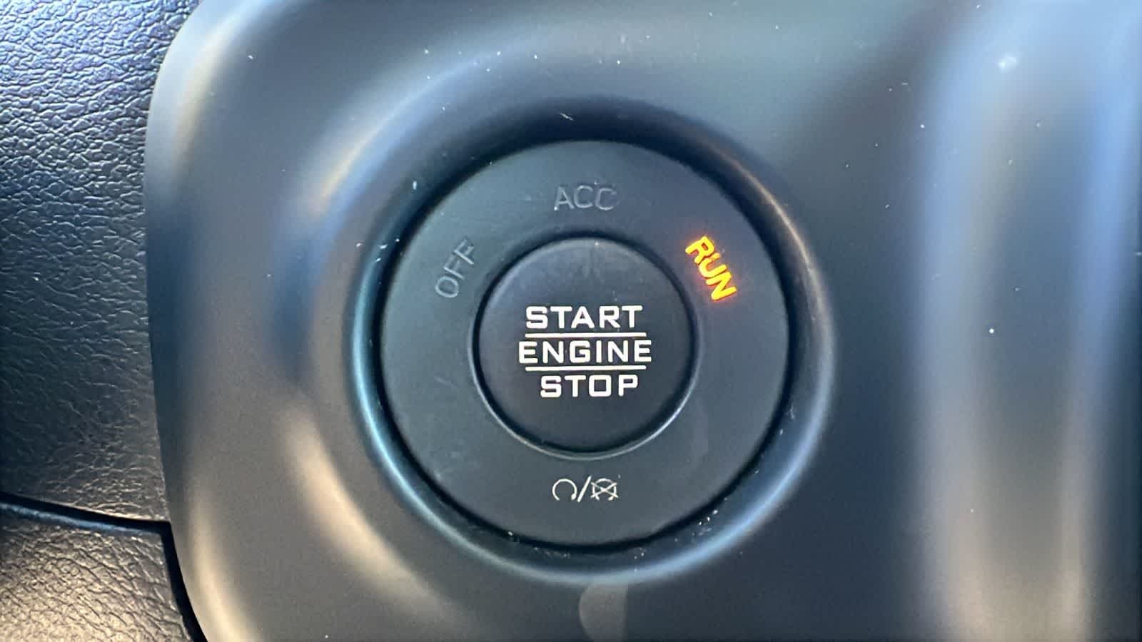 Thumbnail: 2023 Jeep Wrangler - 16