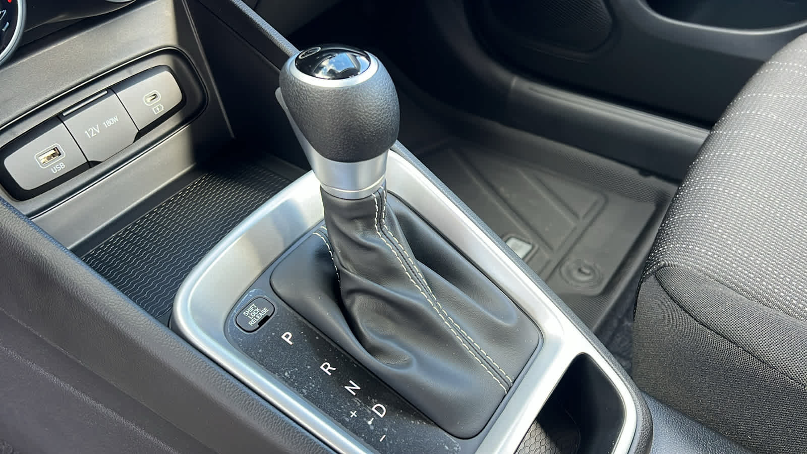 Thumbnail: 2026 Hyundai Venue - 13