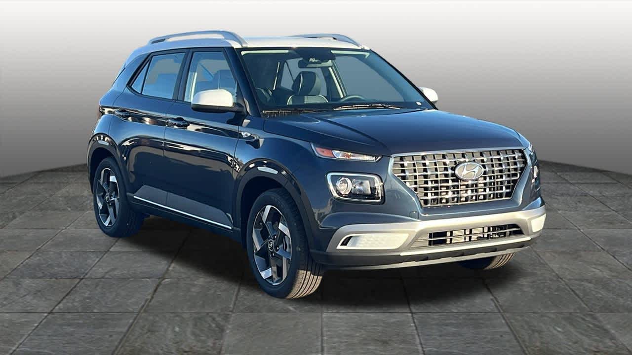 Thumbnail: 2026 Hyundai Venue - 3