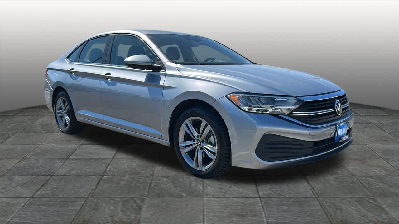 Thumbnail: 2024 Volkswagen Jetta - 3