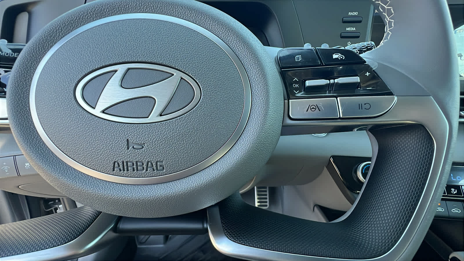 Thumbnail: 2026 Hyundai Elantra - 20