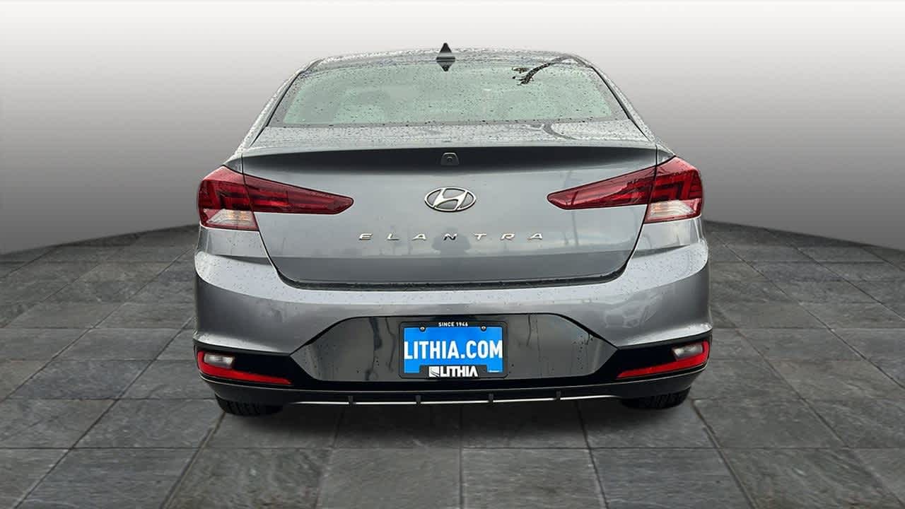 Thumbnail: 2019 Hyundai Elantra - 6