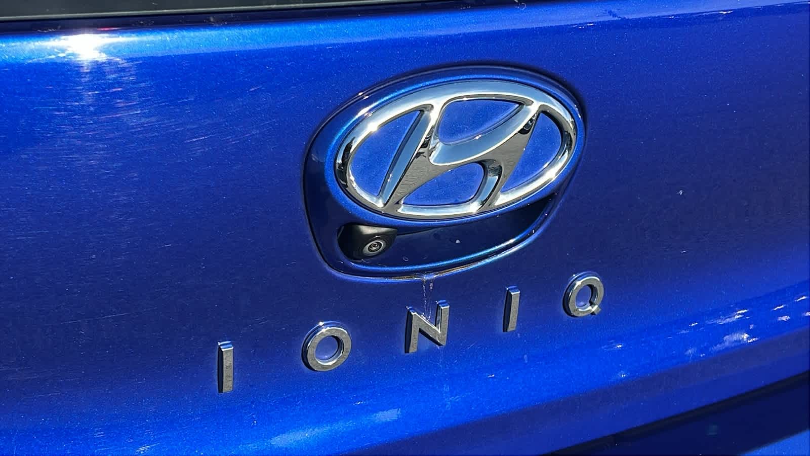 Thumbnail: 2022 Hyundai Ioniq - 28