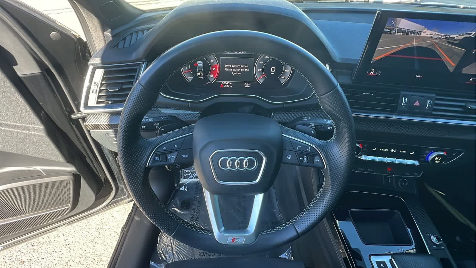 Thumbnail: 2022 Audi SQ5 - 18