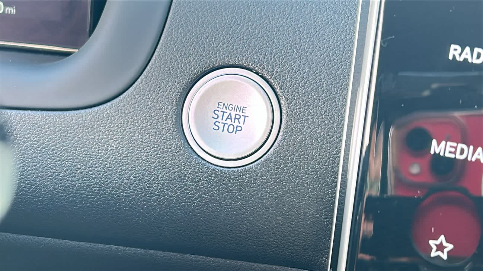 Thumbnail: 2023 Hyundai Santa Cruz - 17