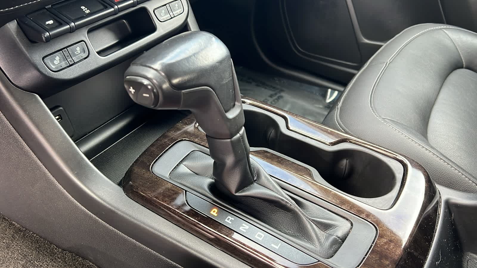 Thumbnail: 2018 GMC Canyon - 13