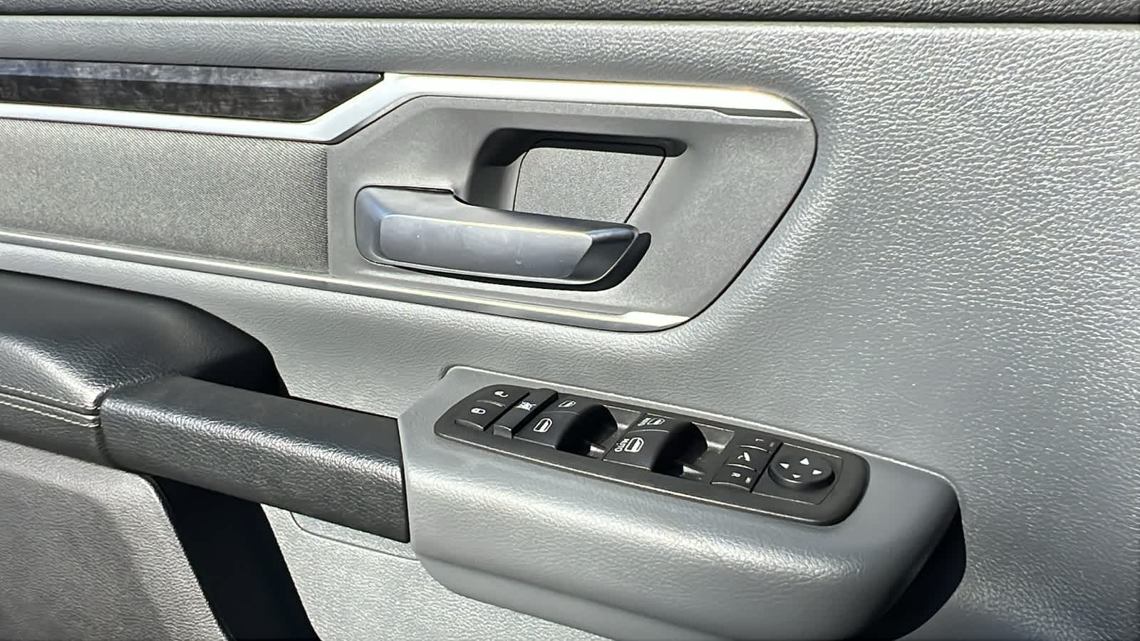 Thumbnail: 2022 RAM 1500 - 22