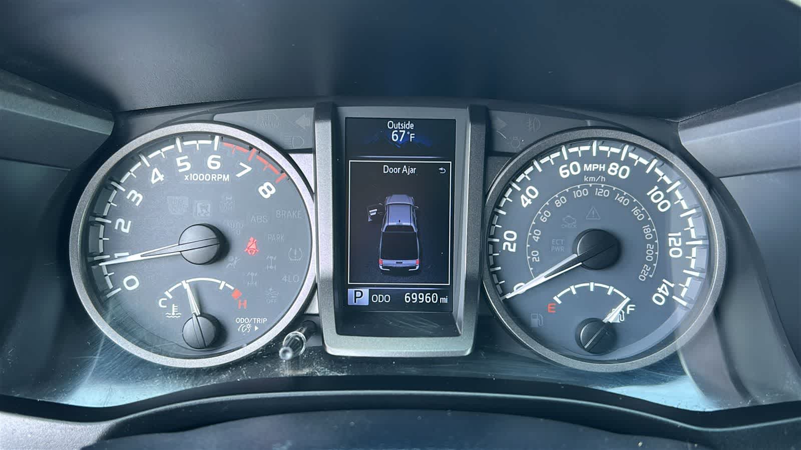 Thumbnail: 2018 Toyota Tacoma - 20