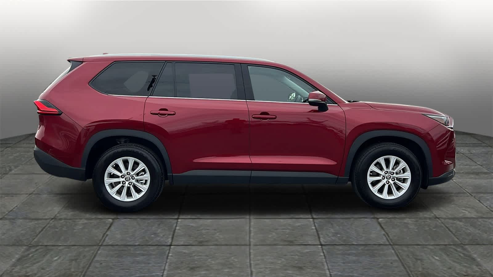 Thumbnail: 2024 Toyota Grand Highlander - 4