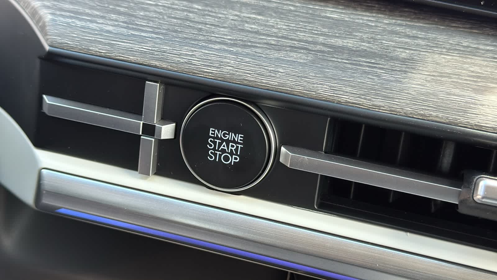 Thumbnail: 2025 Hyundai Santa Fe - 17