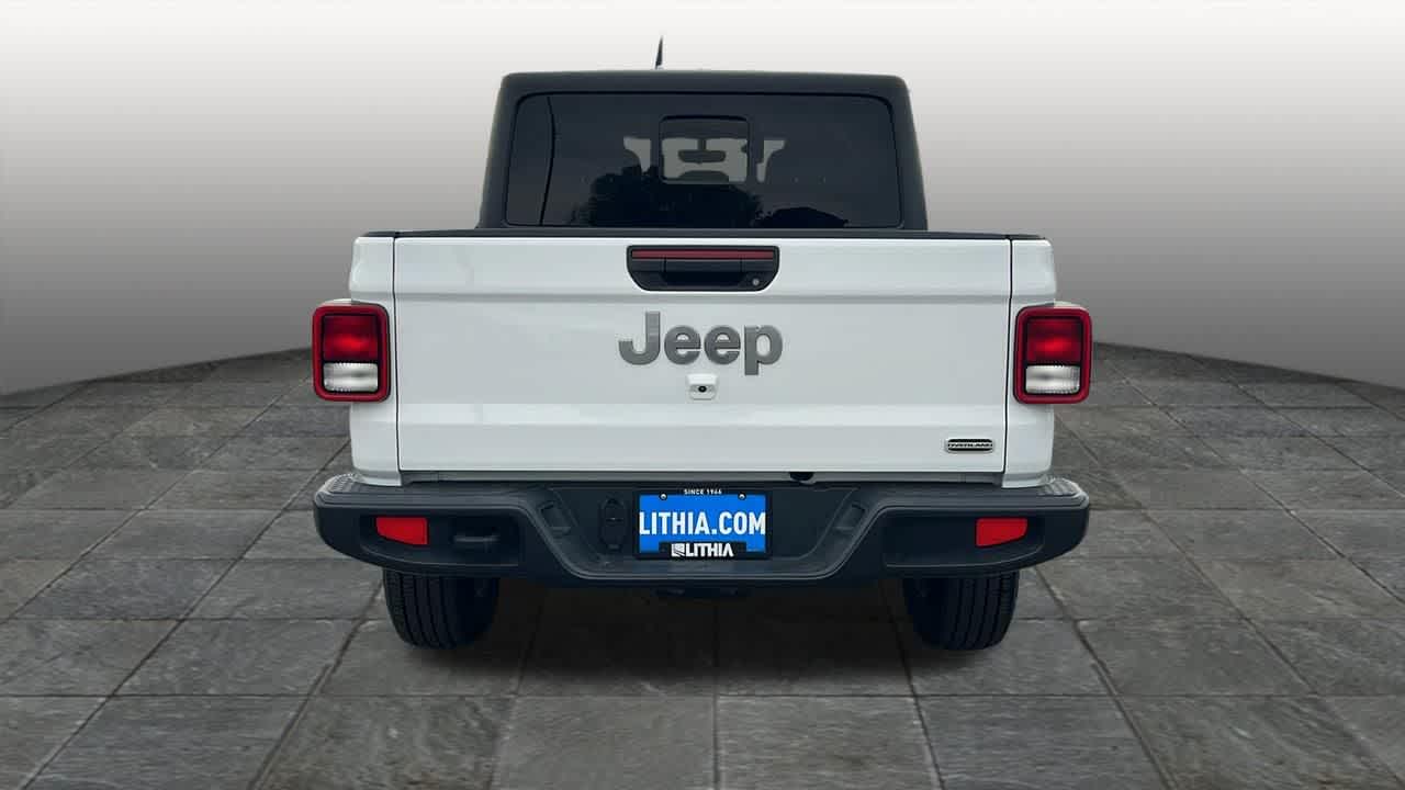 Thumbnail: 2023 Jeep Gladiator - 6