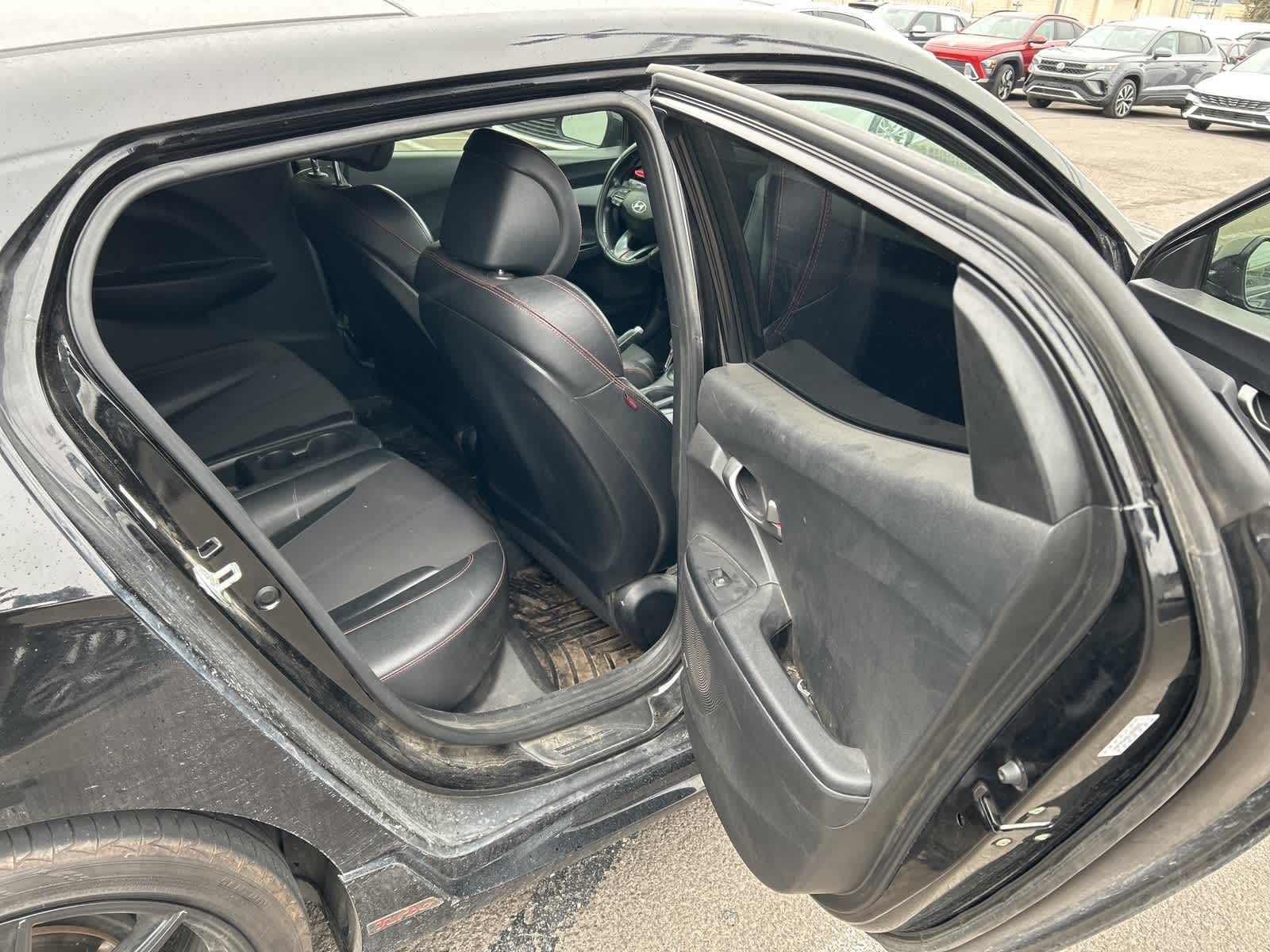 Thumbnail: 2020 Hyundai Veloster - 7