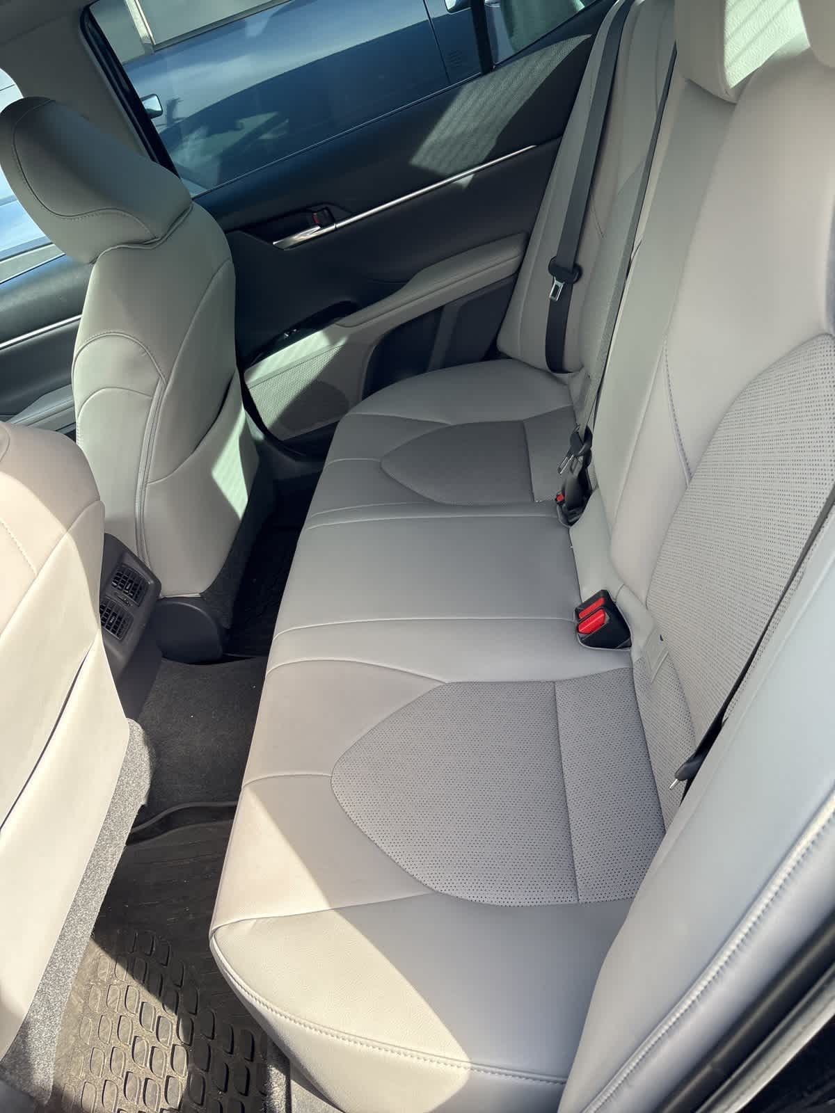 Thumbnail: 2019 Toyota Camry - 11