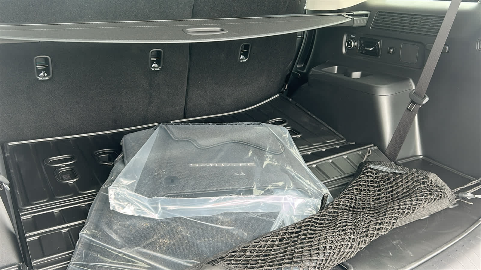 Thumbnail: 2026 Hyundai Santa Fe - 27