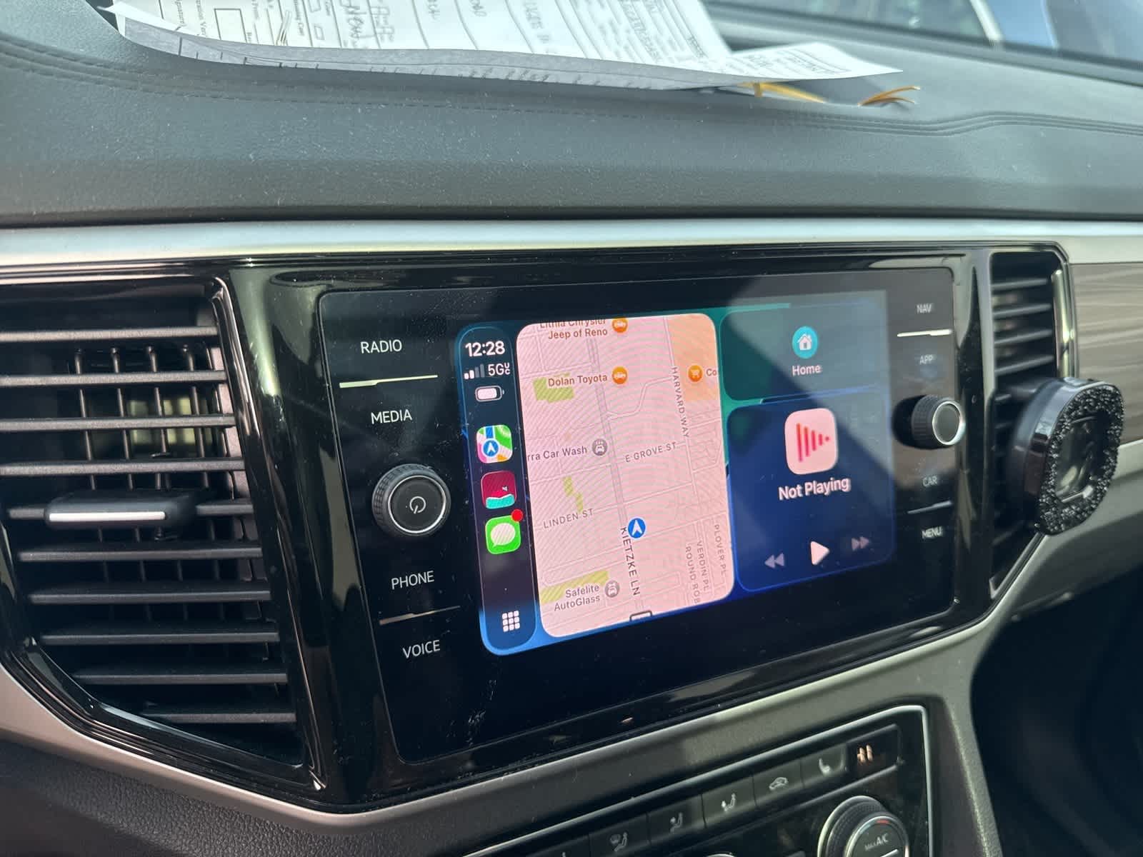 Thumbnail: 2023 Volkswagen Atlas - 18