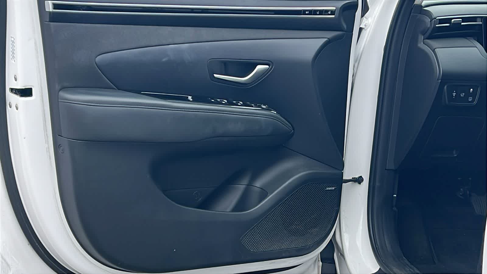 Thumbnail: 2022 Hyundai Tucson - 21