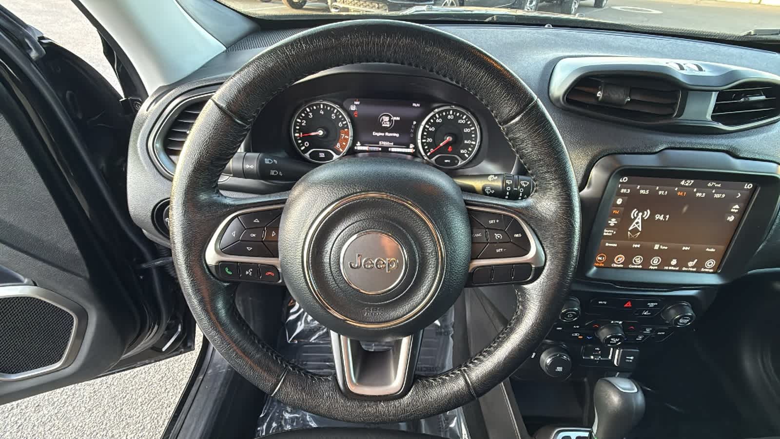 Thumbnail: 2022 Jeep Renegade - 18