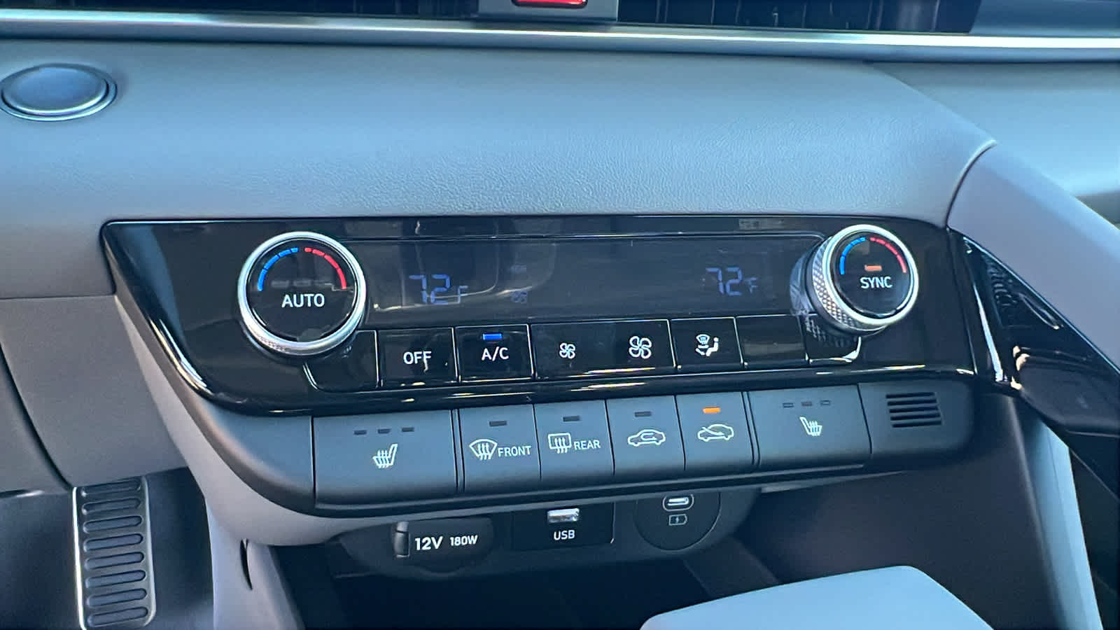 Thumbnail: 2026 Hyundai Elantra - 14