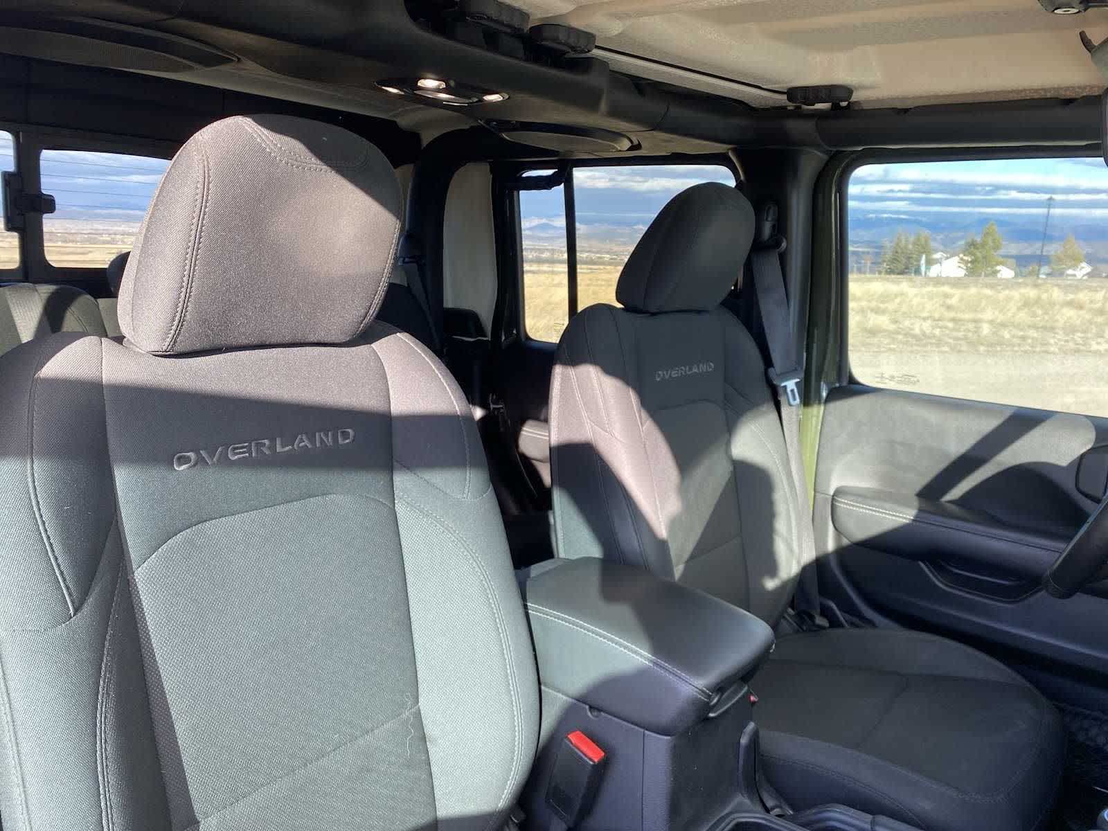 Thumbnail: 2022 Jeep Gladiator - 16