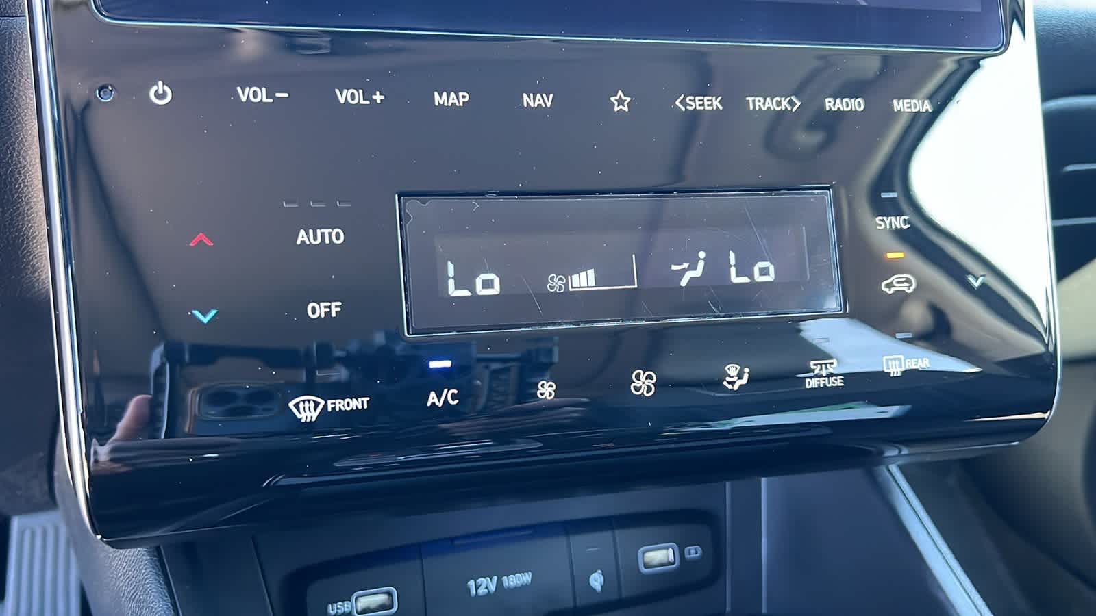 Thumbnail: 2022 Hyundai Tucson - 14