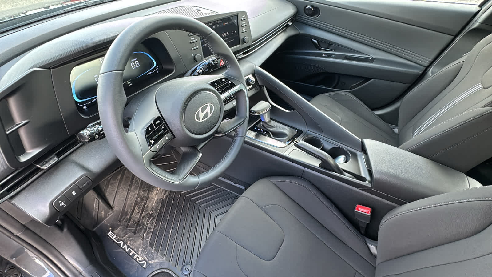 Thumbnail: 2026 Hyundai Elantra - 10