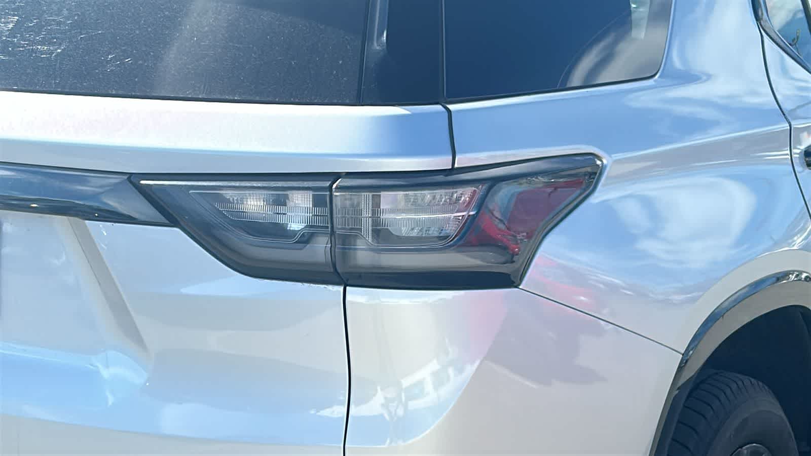 Thumbnail: 2021 Chevrolet Traverse - 13