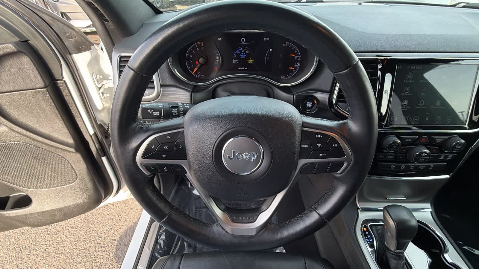 Thumbnail: 2019 Jeep Grand Cherokee - 18