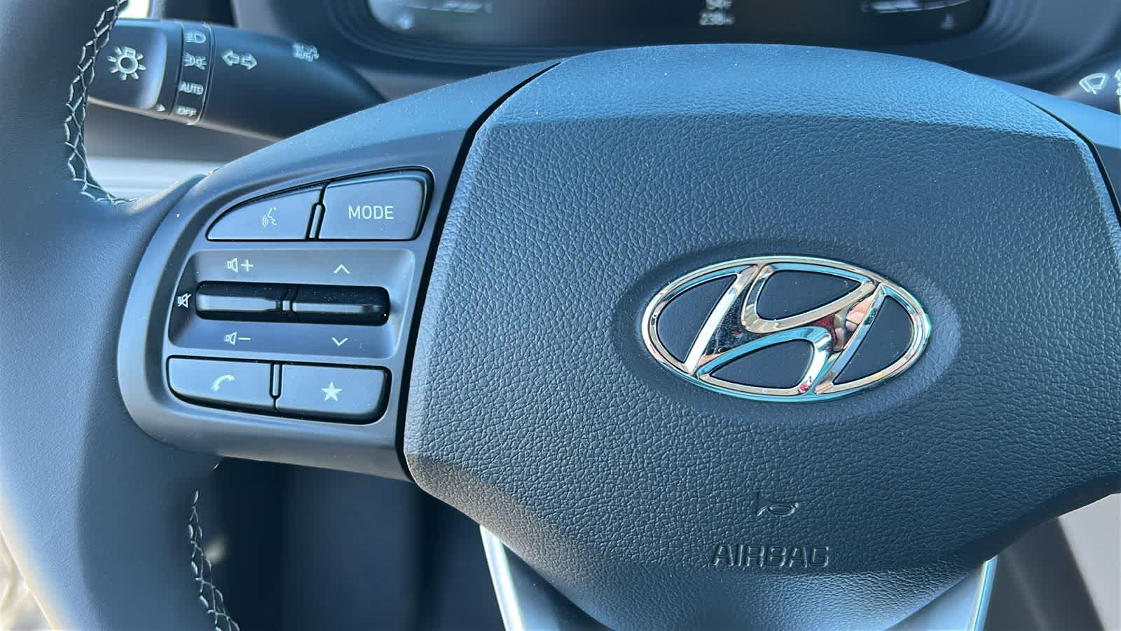 Thumbnail: 2025 Hyundai Venue - 19