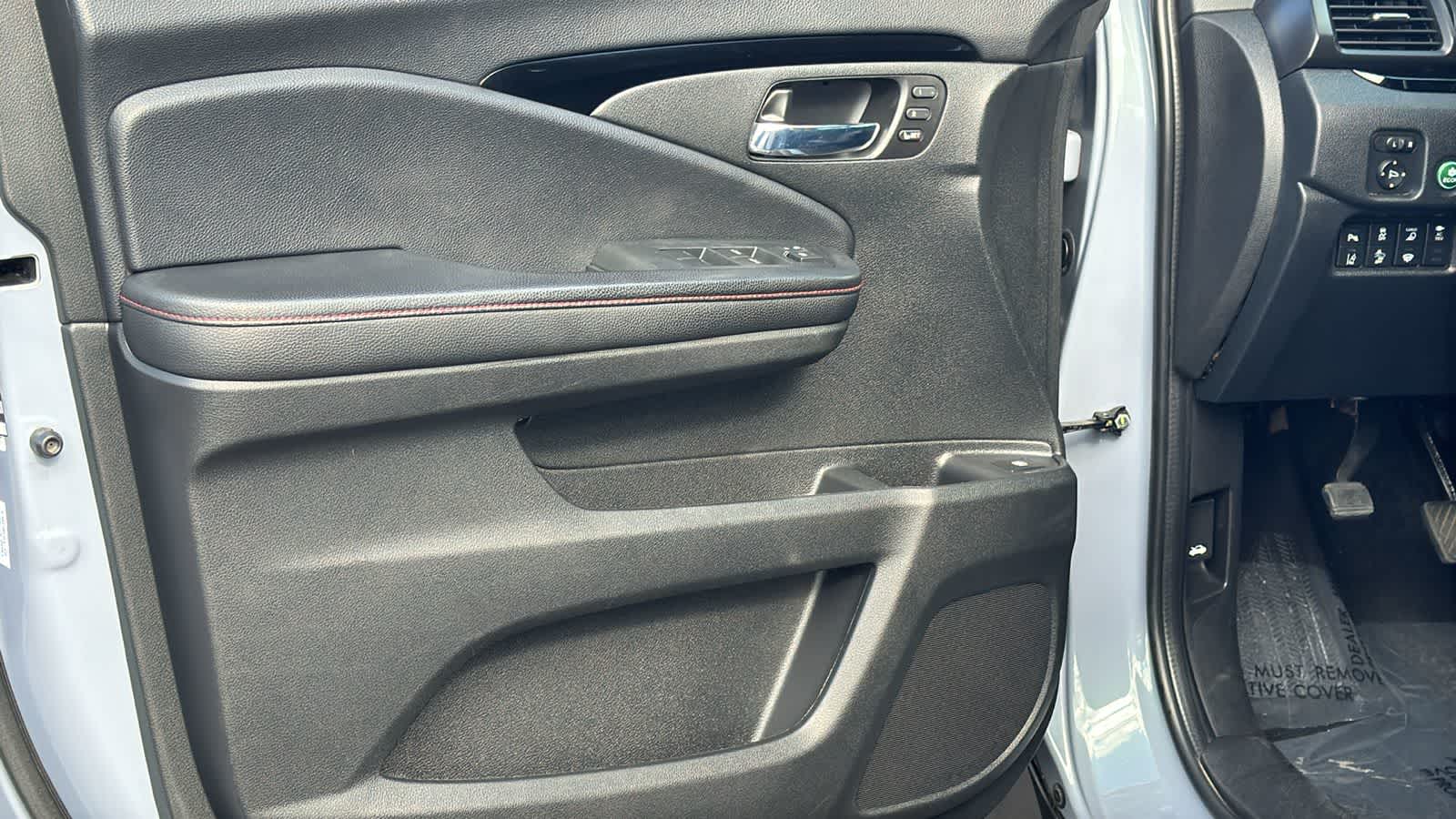 Thumbnail: 2022 Honda Ridgeline - 23