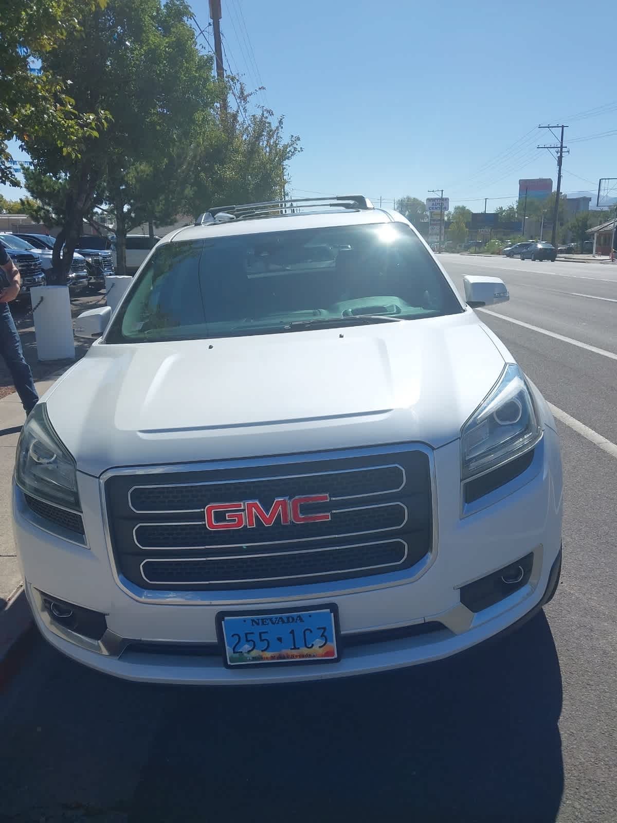 Thumbnail: 2017 GMC Acadia - 19