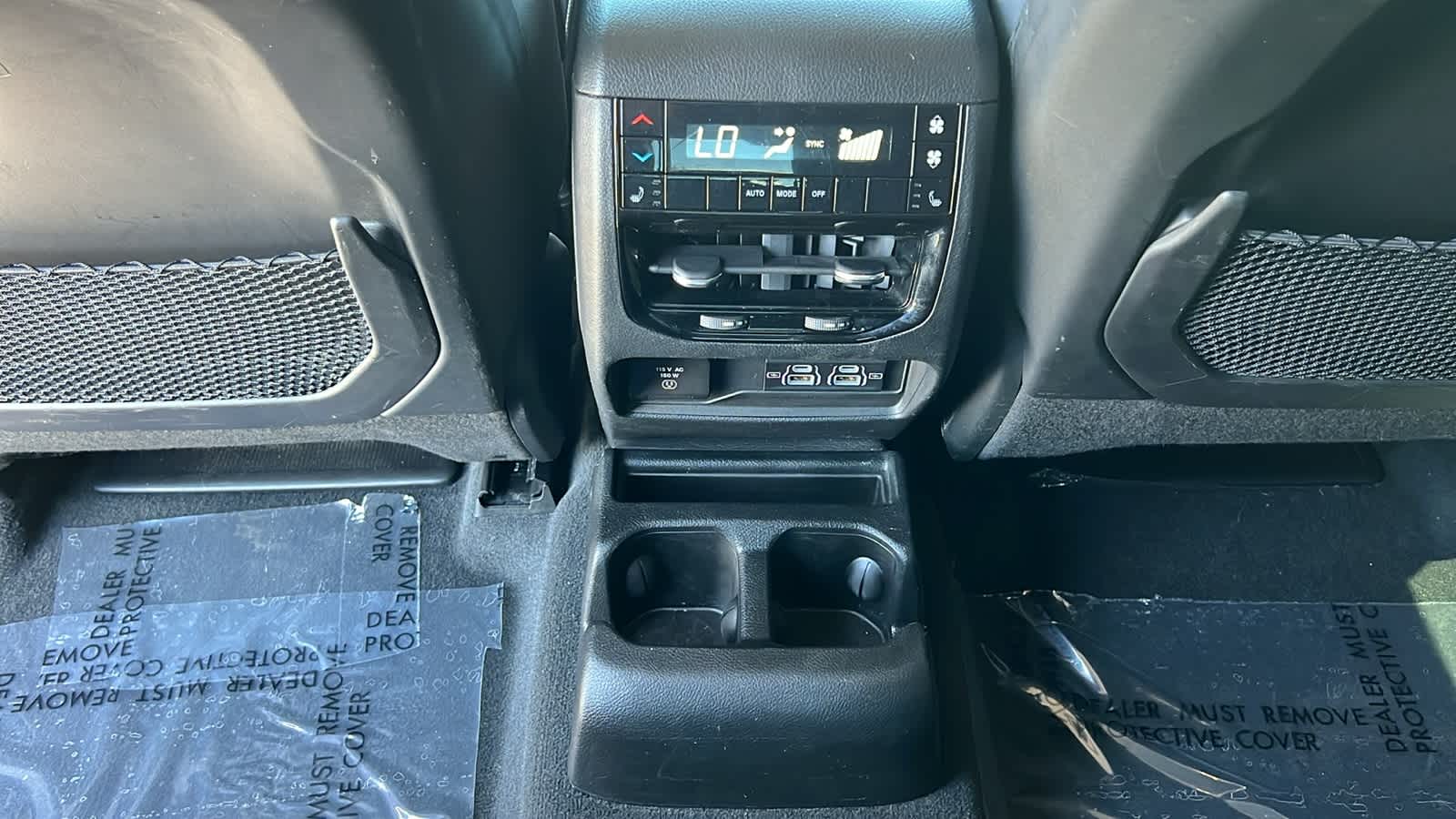 Thumbnail: 2021 Jeep Grand Cherokee L - 25