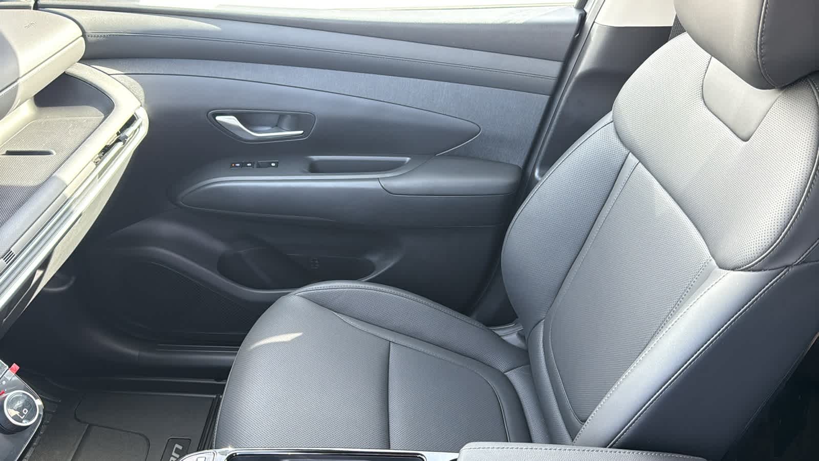 Thumbnail: 2025 Hyundai Tucson - 12