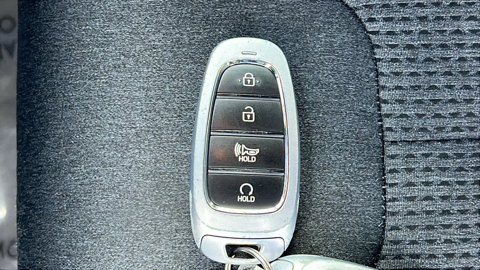 Thumbnail: 2021 Hyundai Santa Fe - 29