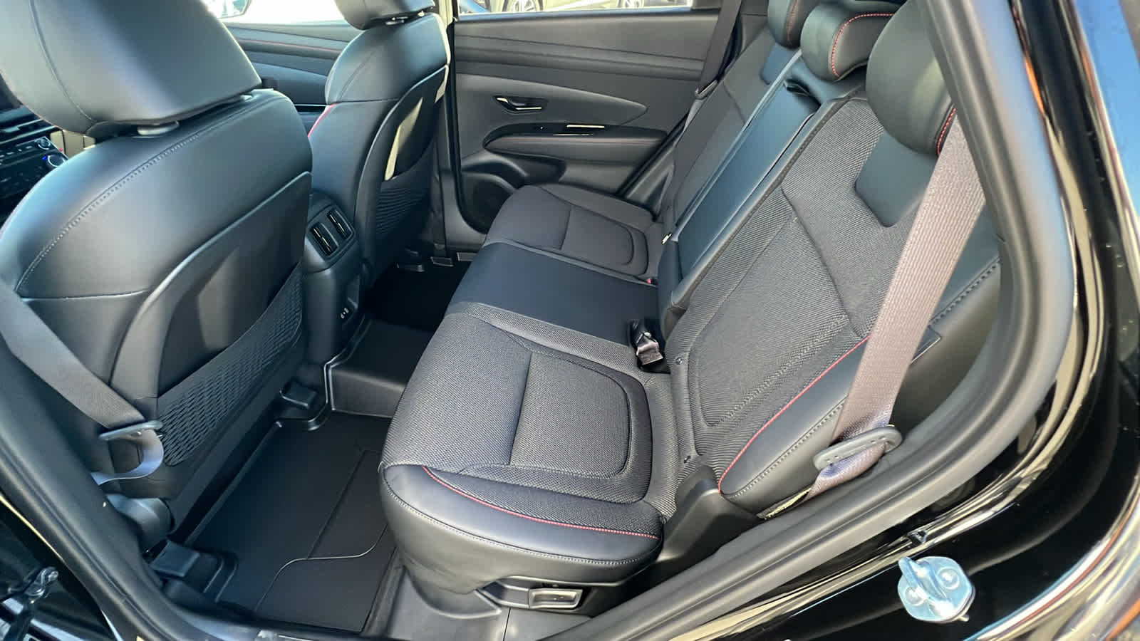 Thumbnail: 2025 Hyundai Tucson - 24