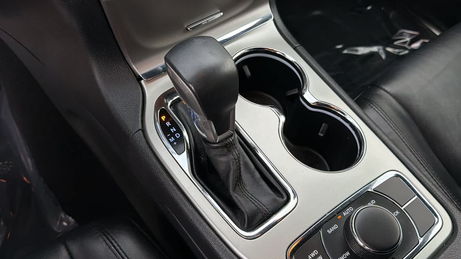 Thumbnail: 2019 Jeep Grand Cherokee - 13