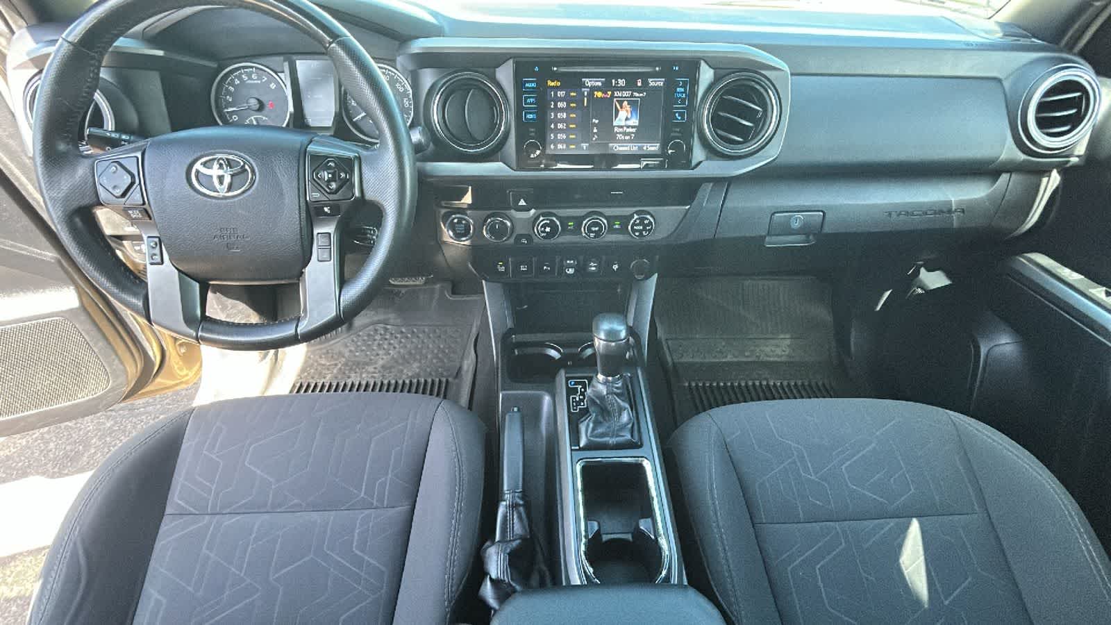 Thumbnail: 2018 Toyota Tacoma - 25