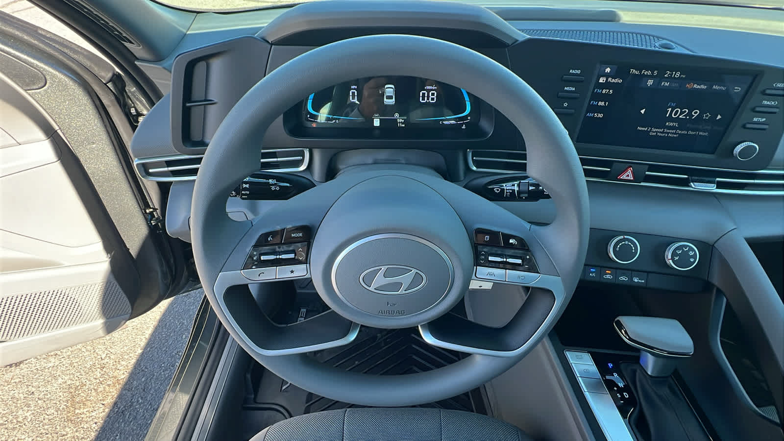 Thumbnail: 2026 Hyundai Elantra - 18