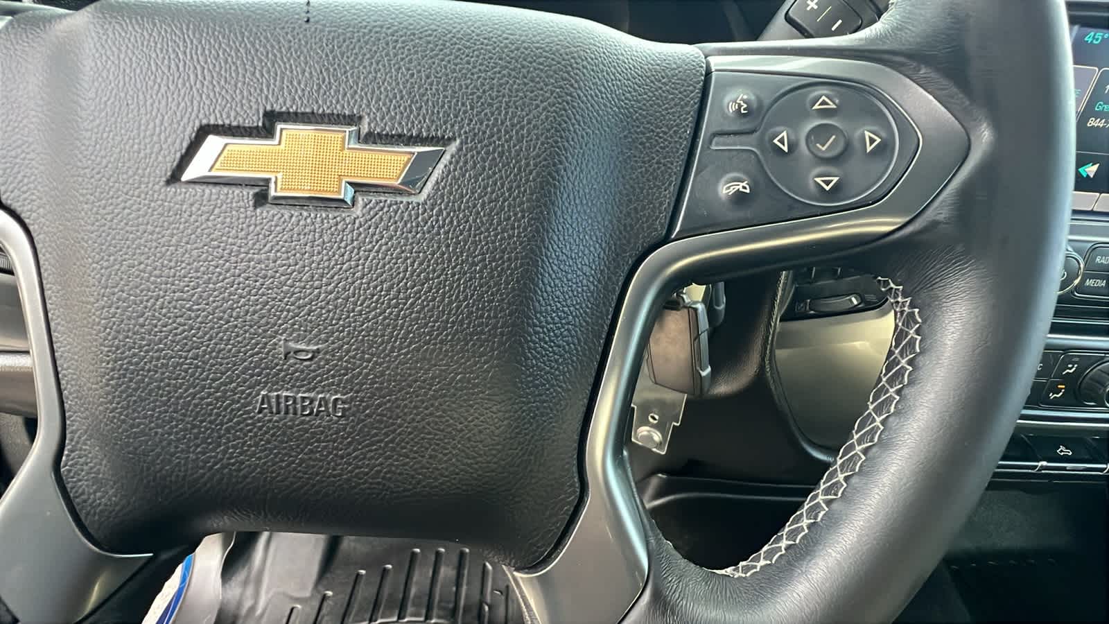 Thumbnail: 2015 Chevrolet Silverado 1500 - 28