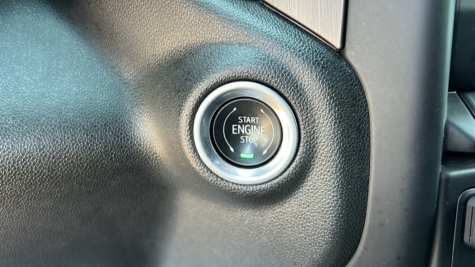 Thumbnail: 2022 GMC Sierra 2500 - 17