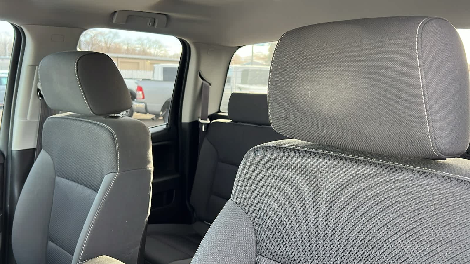 Thumbnail: 2015 Chevrolet Silverado 1500 - 11