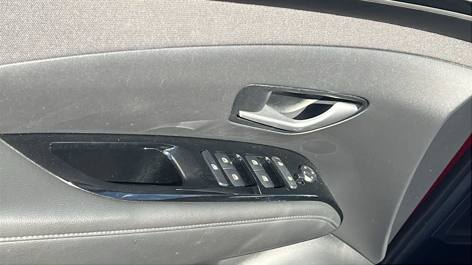 Thumbnail: 2022 Hyundai Tucson - 22