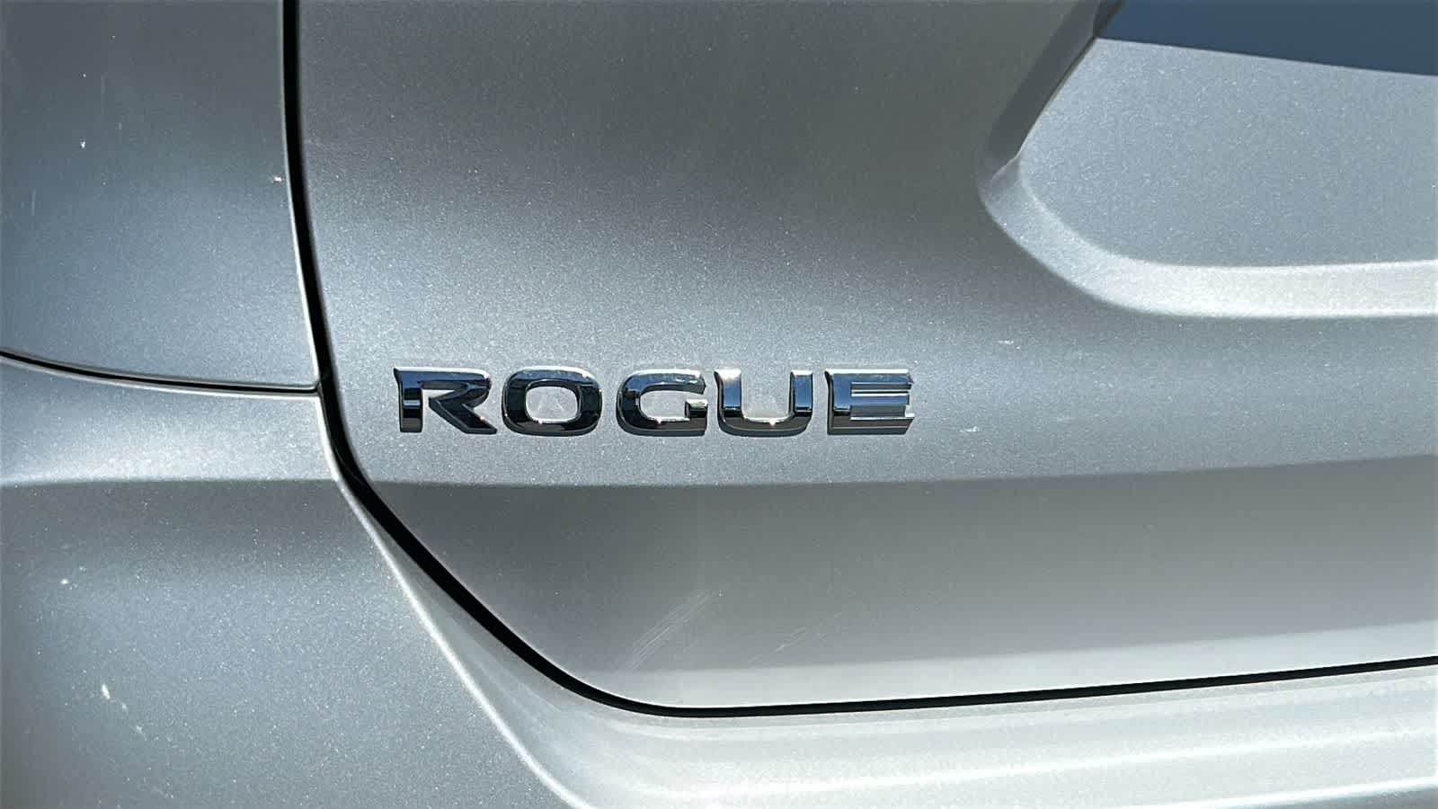 Thumbnail: 2020 Nissan Rogue - 27