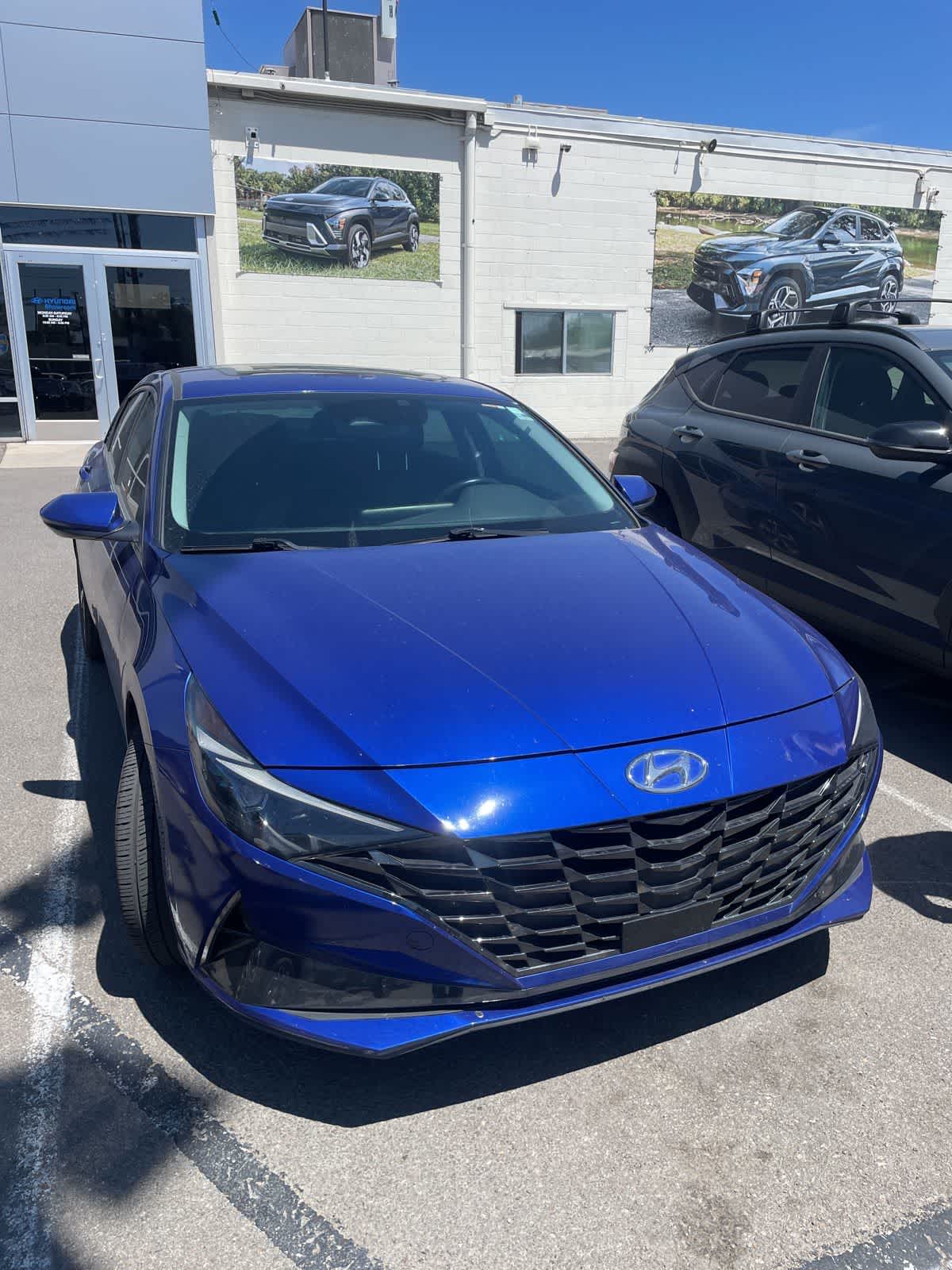 Thumbnail: 2023 Hyundai Elantra - 4