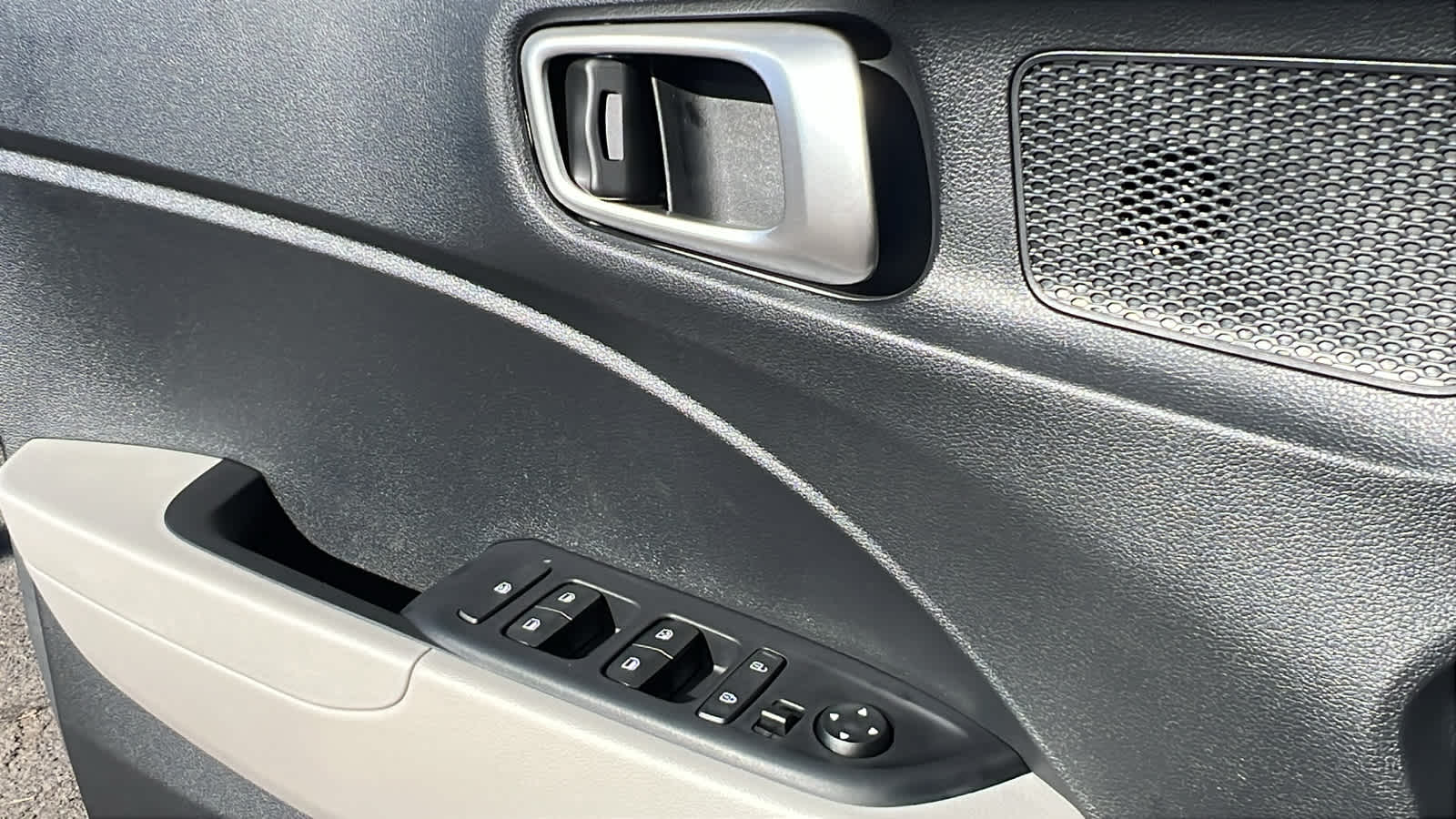 Thumbnail: 2026 Hyundai Venue - 22